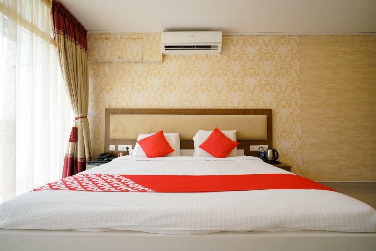 Hotel Heaven Gardens Kochi Zewnętrze zdjęcie